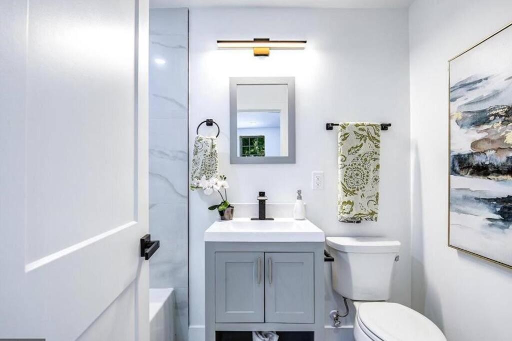 Lux Capitol Hill Vacation Home, In-House Services Washington Exteriér fotografie